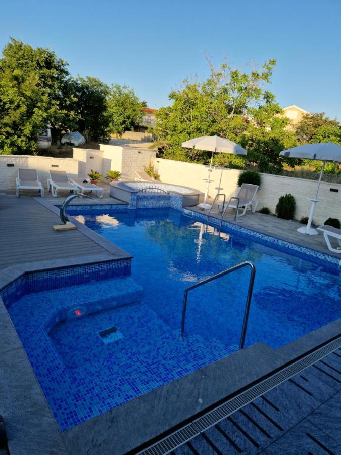 Paola Apartment Vrh (Krk)